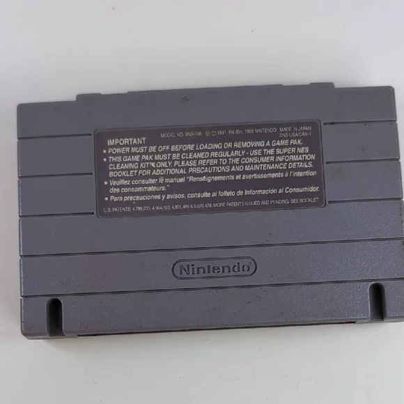 Nintendo Super Mario World SNES Cartridge - Gray and Blue - Picture 3 of 6